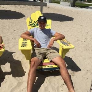 Meet your Posher, Gage